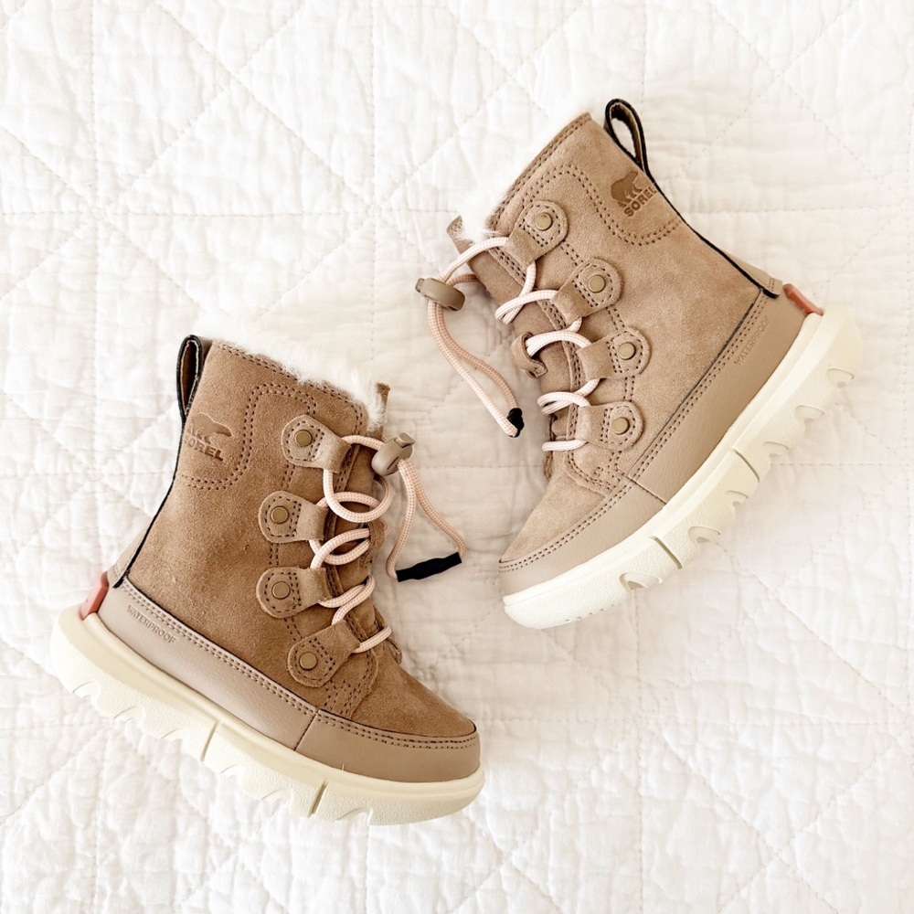 NEW Sorel Kids Youth Explorer Lace Boots Tan 9 NWOT